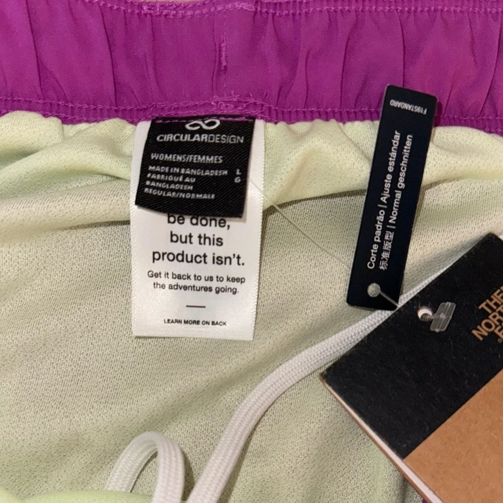 The North Face Elevation Shorts - Picture 7 of 9
